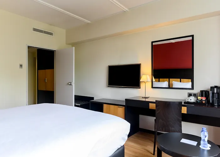 Hotel 4 estrelas: a&o Brussel Centrum